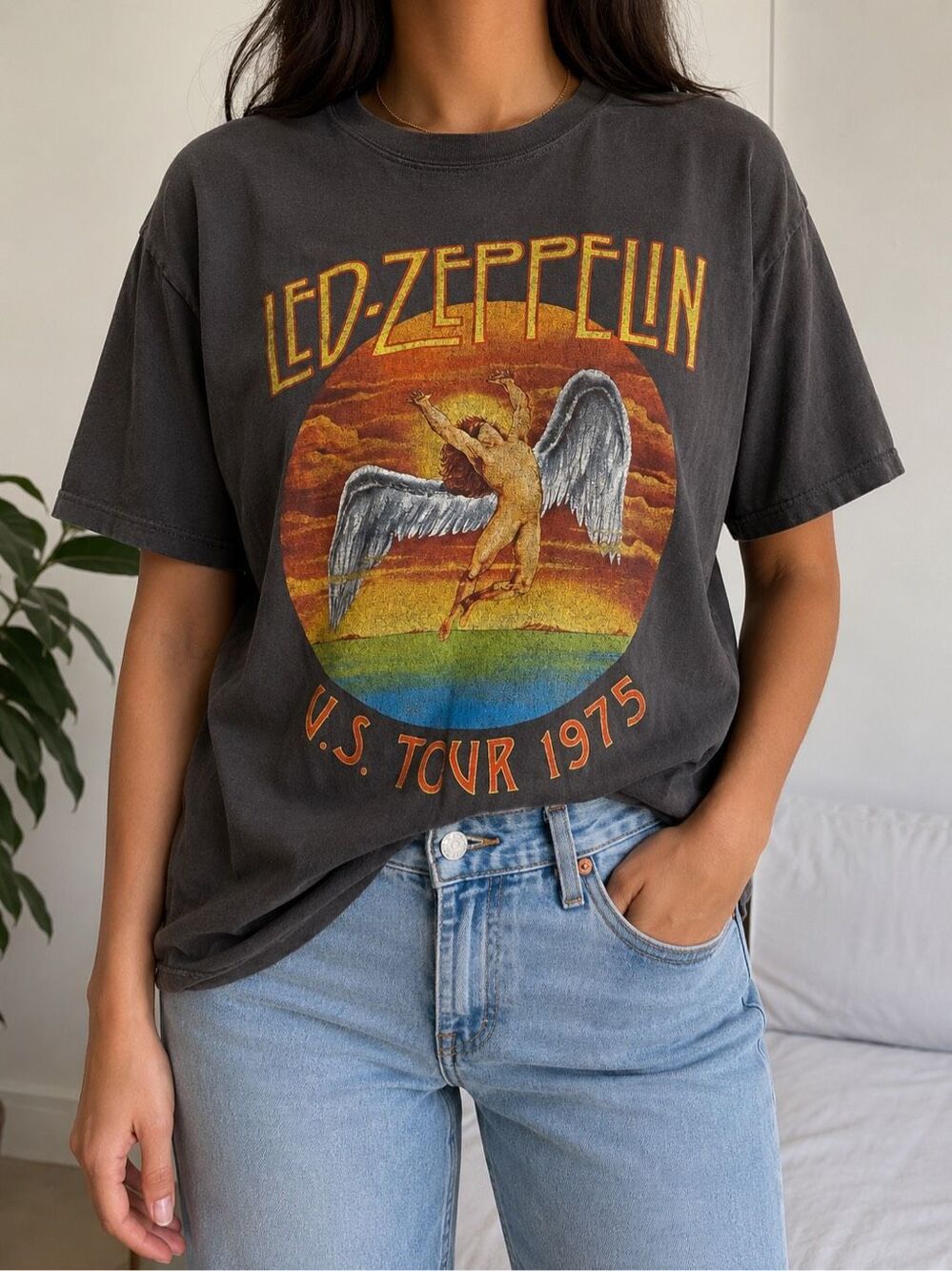 Led Zeppelin U.S. Tour 1975 Graphic Band Tee Size Large Retro Rock